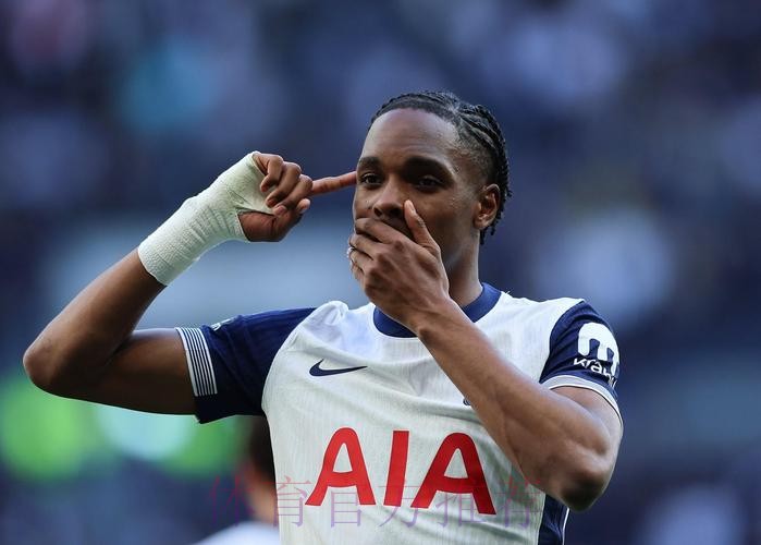 德天空：热刺引进罗德里戈传闻不实，没有依据